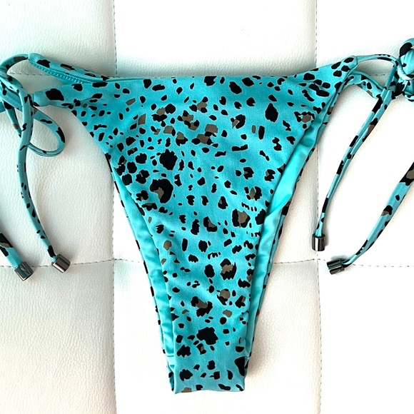 Victoria's Secret Swim Set Strappy Ruched Brazilian Blue Leopard 2 Piece S NEW - Picture 12 of 14
